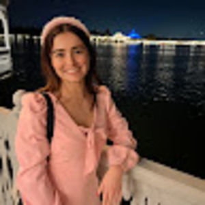 Meet your Posher, Caroline